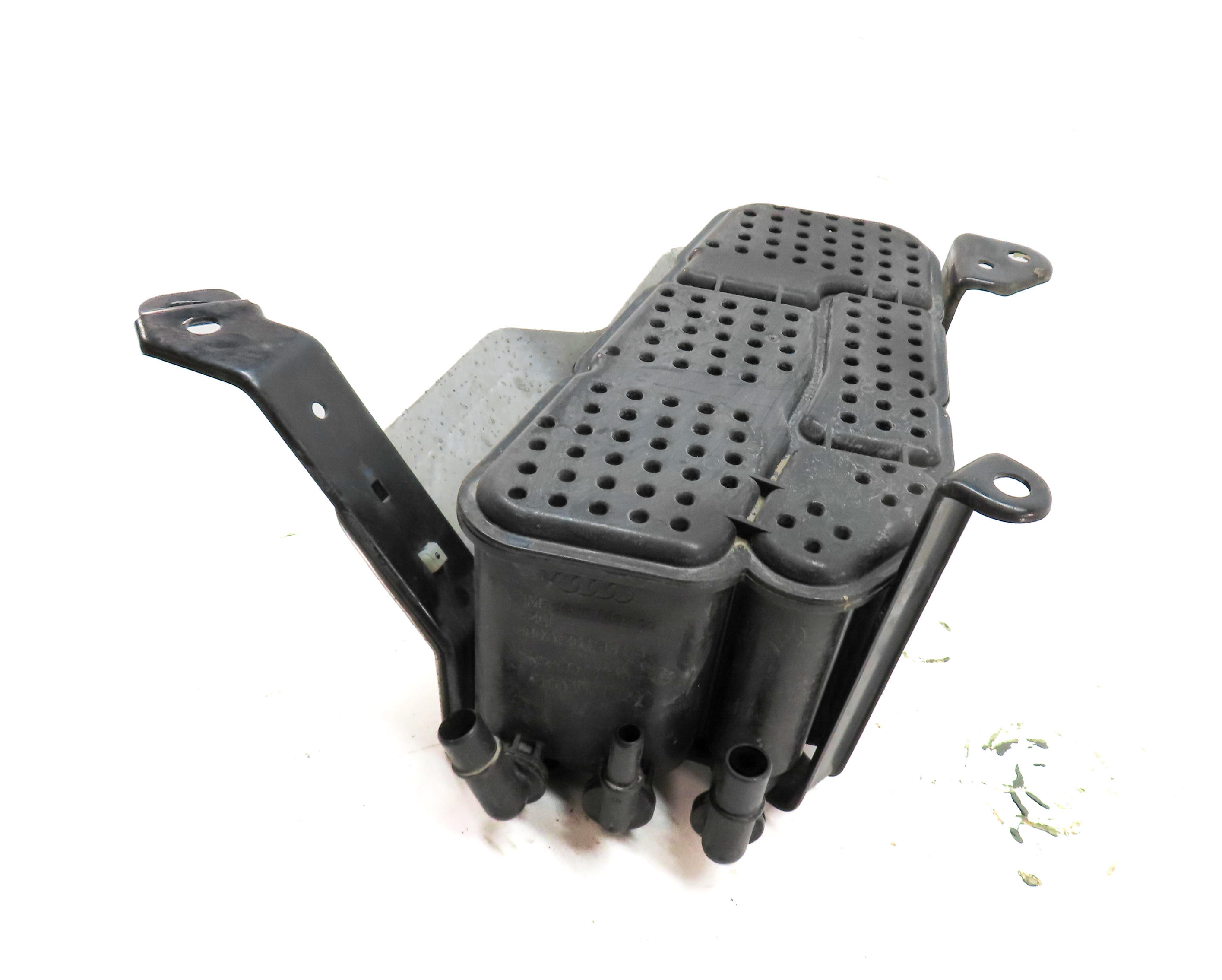 2018-2023 AUDI Q5 SQ5 (FY 80A) FUEL EVAP VAPOR EMISSIONS CHARCOAL CANISTER — exact item pictured